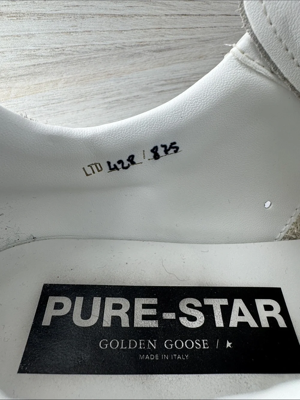 Golden Goose White Leather Low-Top Sneakers with Subtle Distress